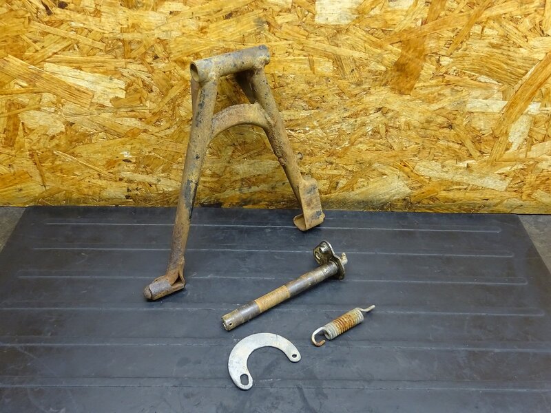 【260106】MD90(MD90-1924)◆ センタースタンド 【郵政カブ | 中古バイクパーツ通販・買取　ジャンクヤード鳥取　JunkYard