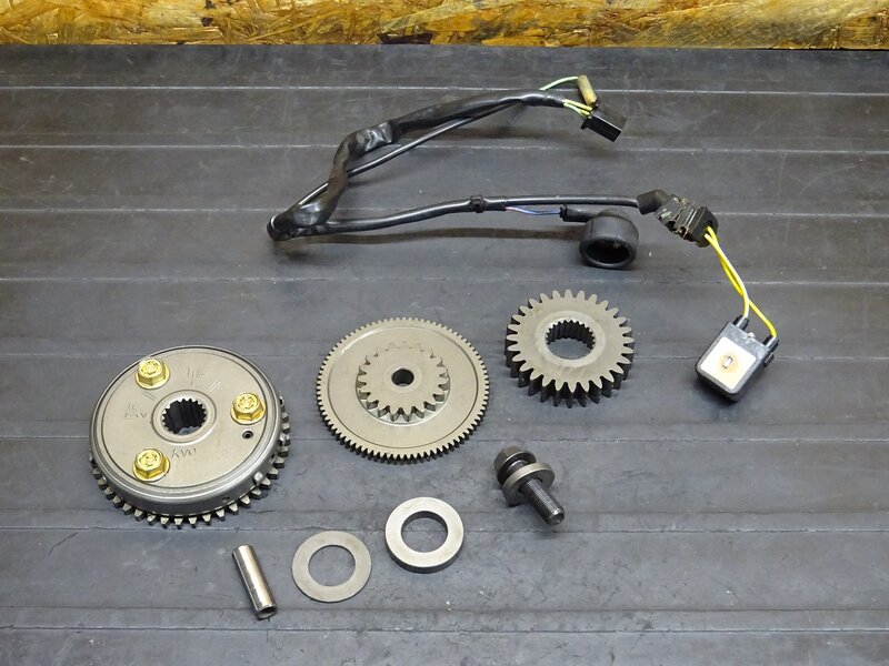 【260213】マグナ250(MC29-1012)◆ ピックアップコイル ワンウェイクラッチ ※エンジンパーツ 【V-TWIN | 中古バイクパーツ通販・買取　ジャンクヤード鳥取　JunkYard