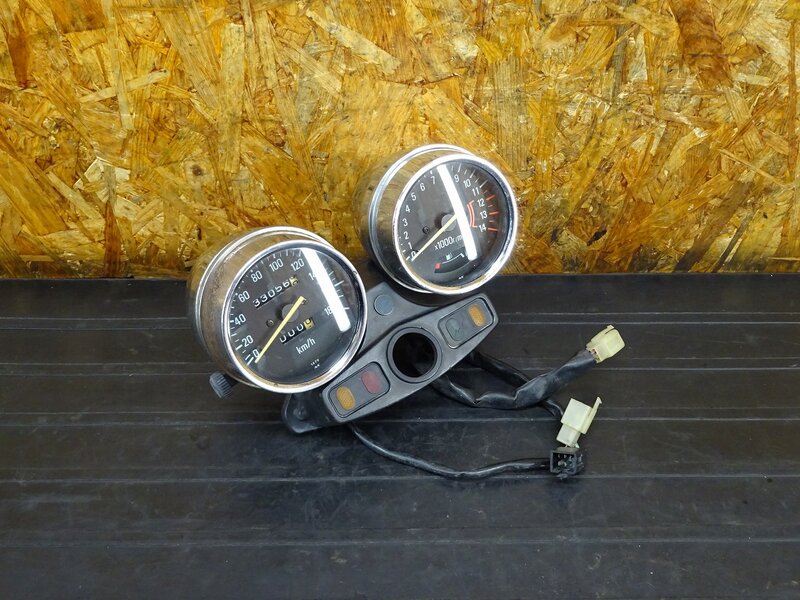 【260312】ゼファー400(ZR400C-094)◇ スピードメーター タコメーター インジケーターランプ 33056km 【C5 | 中古バイクパーツ通販・買取　ジャンクヤード鳥取　JunkYard