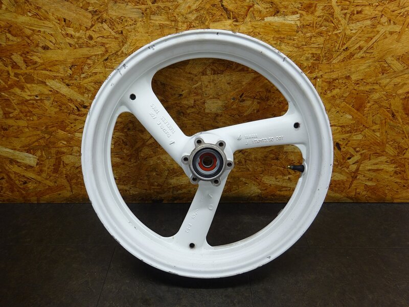 【260317】◆ フロントホイール 17×3.50 F-52 削れ/フレ有 【検索：FZR400RR 3TJ TRX850 4NX TZR250 3MA XJR400 | 中古バイクパーツ通販・買取　ジャンクヤード鳥取　JunkYard