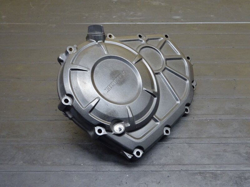 【250720】CBR250RR(MC51-1005)◆ クラッチカバー エンジンカバー右 ※エンジンパーツ | 中古バイクパーツ通販・買取　ジャンクヤード鳥取　JunkYard