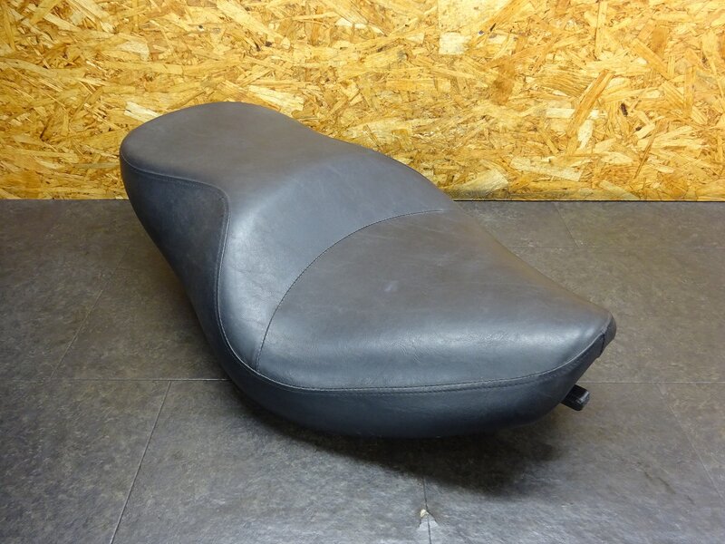 【251005】バルカン400ドリフター(VN400D-000)◆ シート | 中古バイクパーツ通販・買取　ジャンクヤード鳥取　JunkYard