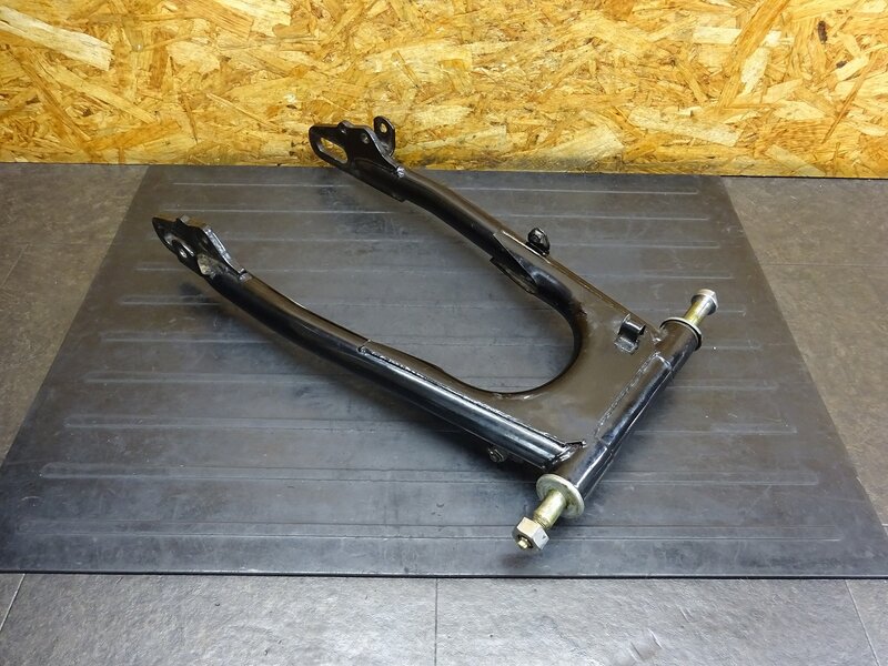 【251016】XS650(S650-018)◆ スイングアーム ピボットシャフト 【検索：XS-1 | 中古バイクパーツ通販・買取　ジャンクヤード鳥取　JunkYard