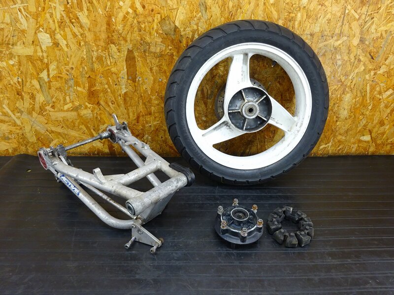 【251103】ZRX400(ZR400E-004)◇ リア足回りセット アクティブ キャリパー移設 キャリパーサポート トルクロッド 【前期 ZRX-2 ZRX-Ⅱ | 中古バイクパーツ通販・買取　ジャンクヤード鳥取　JunkYard