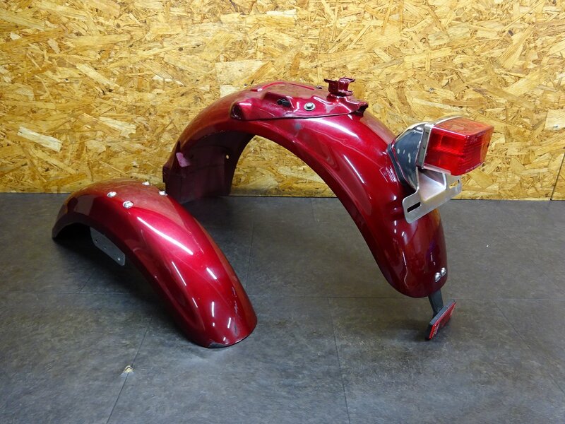 【251226】テンプター(NK43A-100)◆ フェンダー前後セット フロントフェンダー リアフェンダー テールランプ 色塗り/削れ有 【ST400 | 中古バイクパーツ通販・買取　ジャンクヤード鳥取　JunkYard