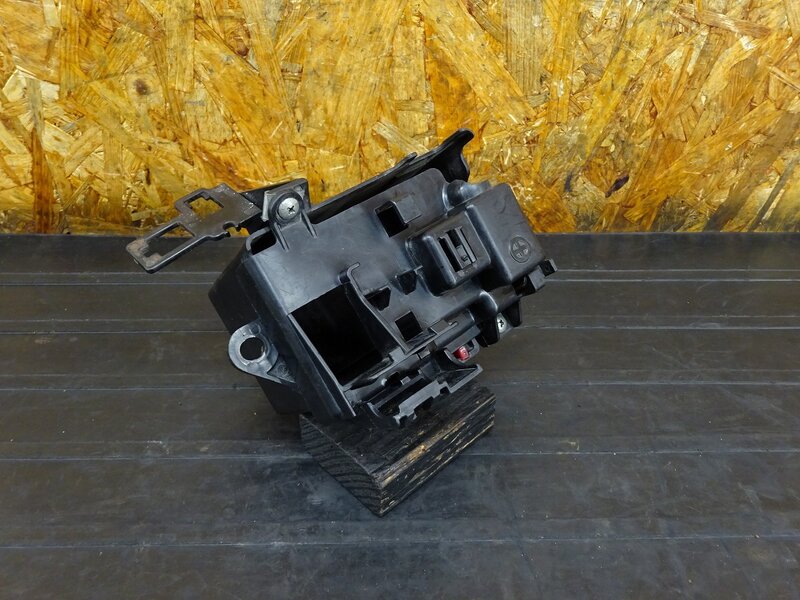 【260105】クロスカブ110(JA45-1003)◇ バッテリーボックス バッテリーケース | 中古バイクパーツ通販・買取　ジャンクヤード鳥取　JunkYard