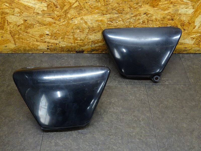 【260202】SR400(1JR-334)◆ サイドカバー左右セット サイドカウル 色褪せ有 【検:SR500 1JN 2J2 2H6 | 中古バイクパーツ通販・買取　ジャンクヤード鳥取　JunkYard