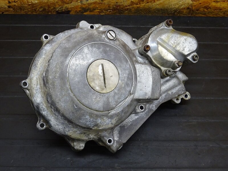 【260317】◆ エンジンカバー左 ジェネレーターカバー 腐食有 ※エンジンパーツ【検索：SRX400/600 XT600 テネレ | 中古バイクパーツ通販・買取　ジャンクヤード鳥取　JunkYard