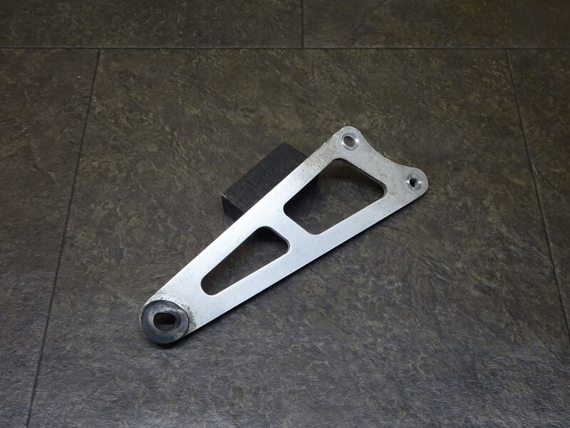 【250505】CBR250RR(MC22-1009)◆ マフラーステー サイレンサーステー 【規制前 | 中古バイクパーツ通販・買取　ジャンクヤード鳥取　JunkYard