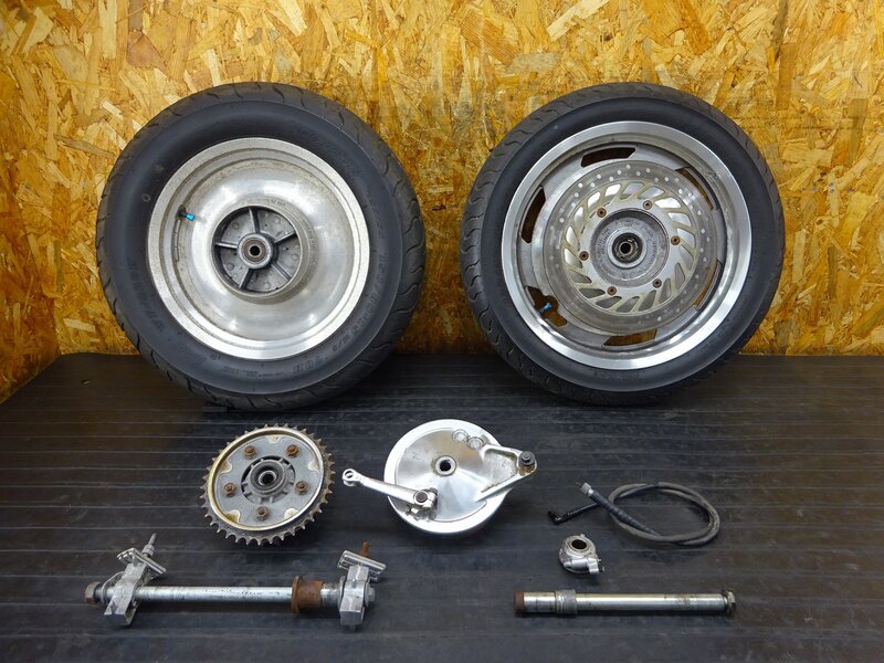 【250522】マグナ250S(MC29-1100)◆ ホイール前後セット フロント 17×3.00 リア 15×3.50 腐食有 ワイドフレア ファイヤーパターン | 中古バイクパーツ通販・買取　ジャンクヤード鳥取　JunkYard