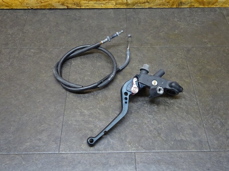 【250605】ホーネット250(MC31-1301)◆ クラッチレバーホルダー 社外レバー 色褪せ有 | 中古バイクパーツ通販・買取　ジャンクヤード鳥取　JunkYard