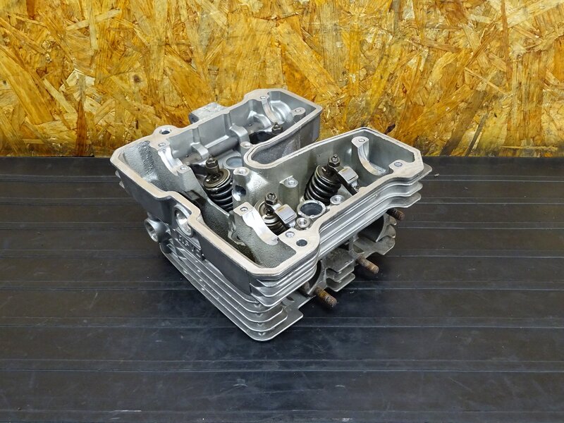【251004】GB250クラブマン(MC10-1402)◇ シリンダーヘッド ロッカーアーム ※エンジンパーツ | 中古バイクパーツ通販・買取　ジャンクヤード鳥取　JunkYard