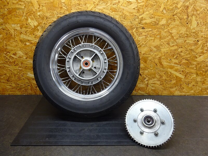 【251005】バルカン400ドリフター(VN400D-000)◆ リアホイール 16×3.00 ハブ スプロケット 62T | 中古バイクパーツ通販・買取　ジャンクヤード鳥取　JunkYard