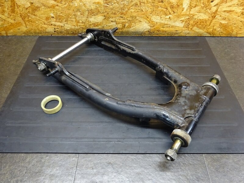 【251102】SR400(RH01J-020)◆ スイングアーム ピボットシャフト リアアクスルシャフト 【イモビ付 | 中古バイクパーツ通販・買取　ジャンクヤード鳥取　JunkYard
