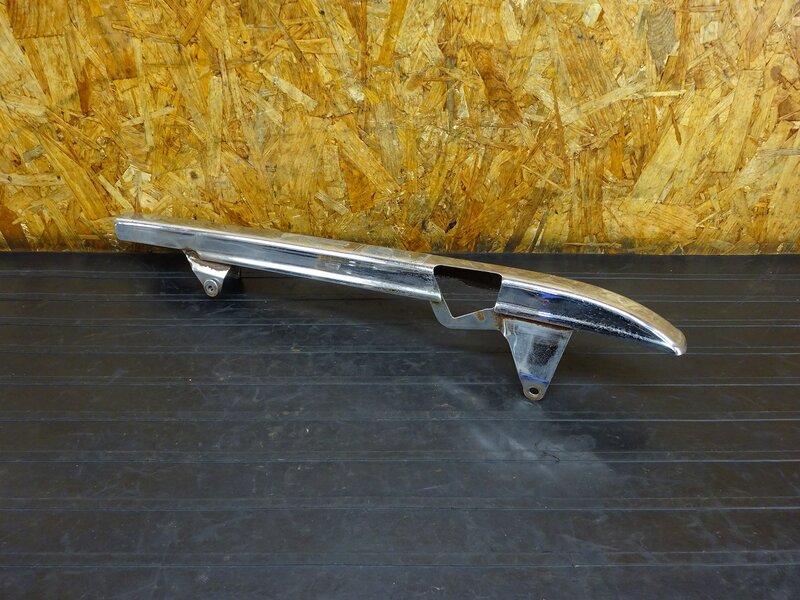 【251109】GB250クラブマン(MC10-1105)◇ チェーンカバー チェーンガード 錆有 【2型 | 中古バイクパーツ通販・買取　ジャンクヤード鳥取　JunkYard