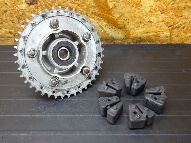 【251121】VTR1000F(SC36-1100)■ ハブ スプロケット スプロケ ハブダンパー 【ファイアーストーム | 中古バイクパーツ通販・買取　ジャンクヤード鳥取　JunkYard