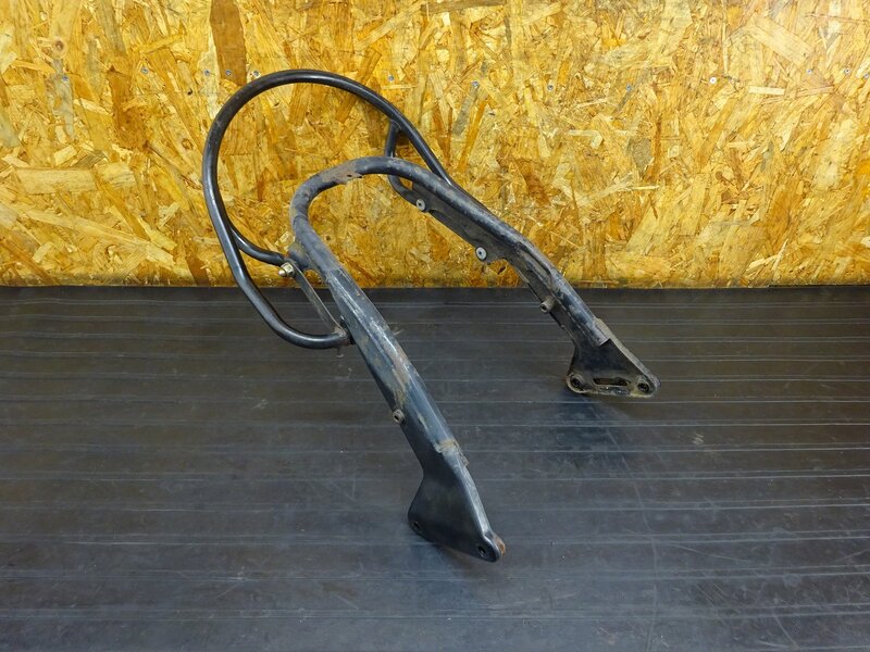 【251231】バルカン400ドリフター(VN400D-000)◇ シートレール シートフレーム グラブバー タンデムグリップ タンデムバー 錆有 | 中古バイクパーツ通販・買取　ジャンクヤード鳥取　JunkYard