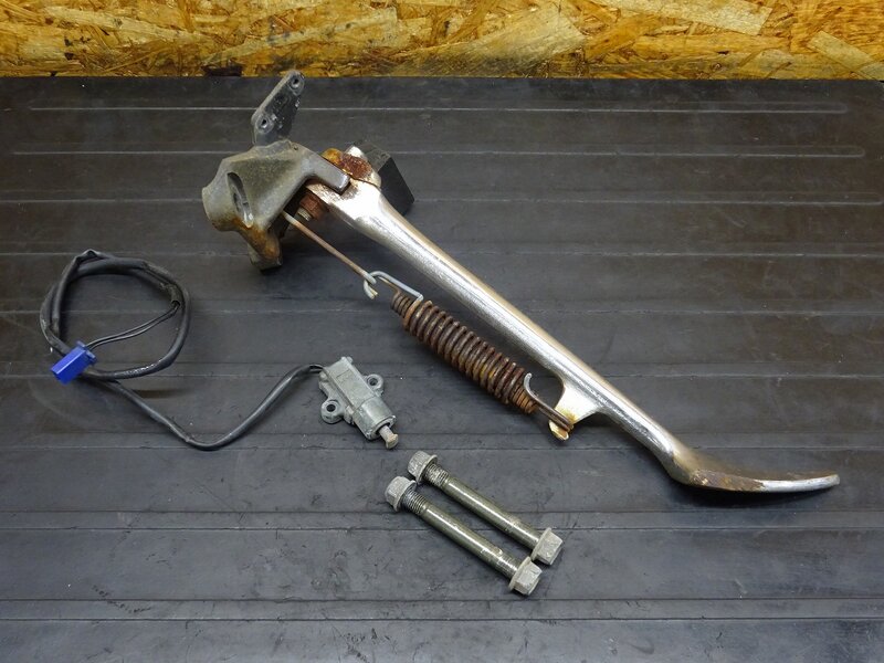 【251232】ドラッグスター400(4TR-109)◆ サイドスタンド サイドスタンドスイッチ 被覆硬化/削れ有 | 中古バイクパーツ通販・買取　ジャンクヤード鳥取　JunkYard