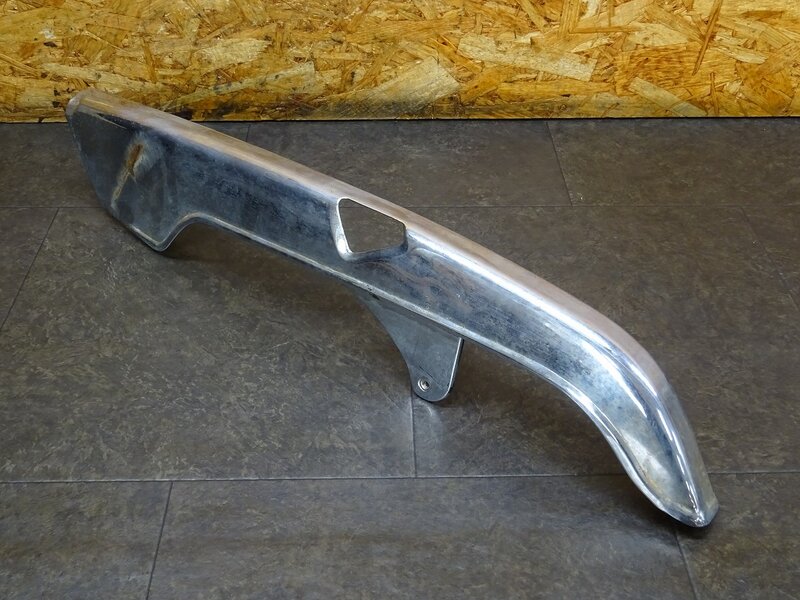 【251234】SR400(1JR-254)◆ チェーンカバー チェーンガード 変形有 【検:SR500 1JN 2J2 2H6 | 中古バイクパーツ通販・買取　ジャンクヤード鳥取　JunkYard