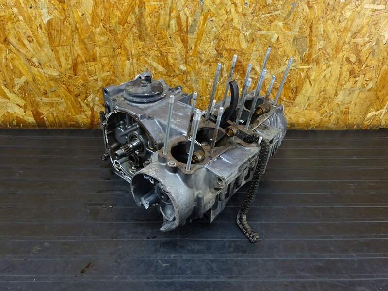 【260115】ゼファー400(ZR400C-054)◇ エンジン腰下 クランクシャフト ミッション コンロッド 破損有 ジャンク 【C4 ※エンジンパーツ | 中古バイクパーツ通販・買取　ジャンクヤード鳥取　JunkYard