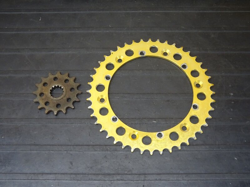 【260215】SR400/SR500◇ 社外リアスプロケット AFAM 13500R-44 スプロケ 変形/削れ有 ※検:2H6 1JR RH01J | 中古バイクパーツ通販・買取　ジャンクヤード鳥取　JunkYard