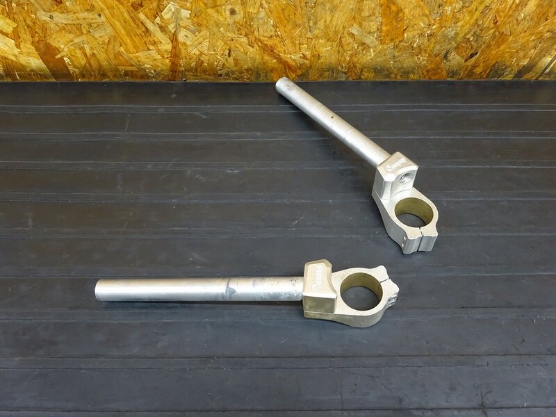 【260301】ZZR400(ZX400N-008)◇ 社外セパレートハンドル セパハン Φ41mm SOUP-UP スープアップ 変形有 【ZZ-R400 | 中古バイクパーツ通販・買取　ジャンクヤード鳥取　JunkYard