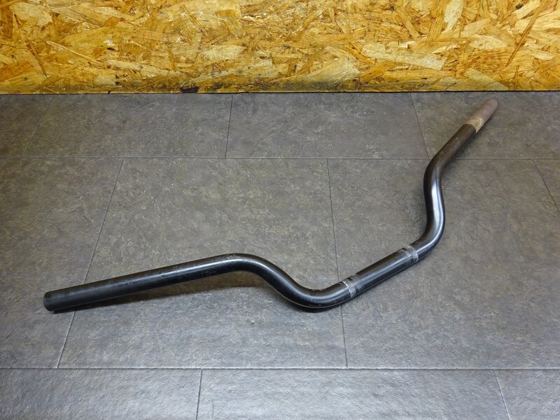 【260306】CB400SF Vtec2(NC39-1044)◆ 社外ハンドル 22.2mm 横幅約700mm 【SPEC2 スペック2 | 中古バイクパーツ通販・買取　ジャンクヤード鳥取　JunkYard