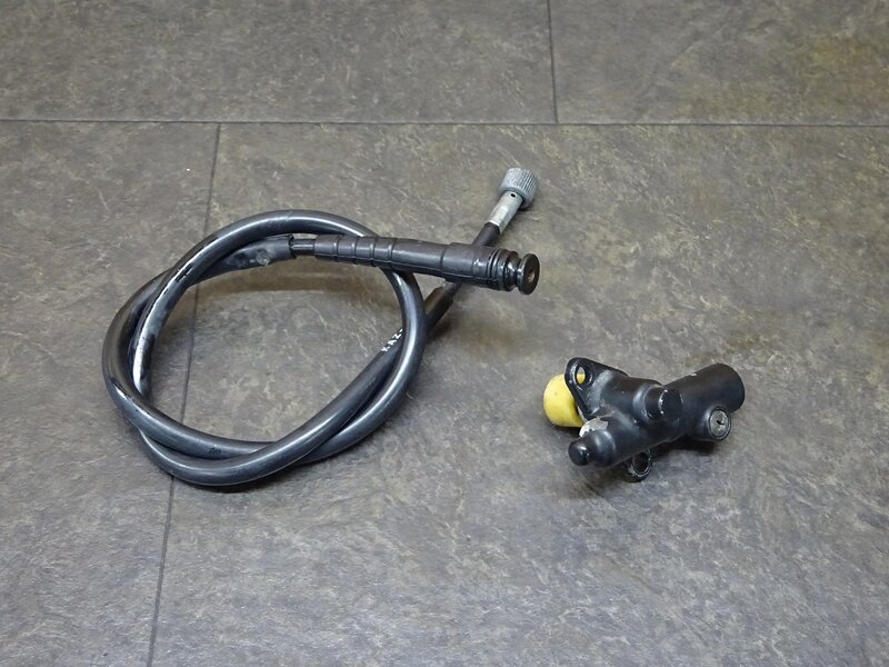 【250505】CBR250RR(MC22-1009)◆ スピードメーターギア ギヤ 【規制前 | 中古バイクパーツ通販・買取　ジャンクヤード鳥取　JunkYard