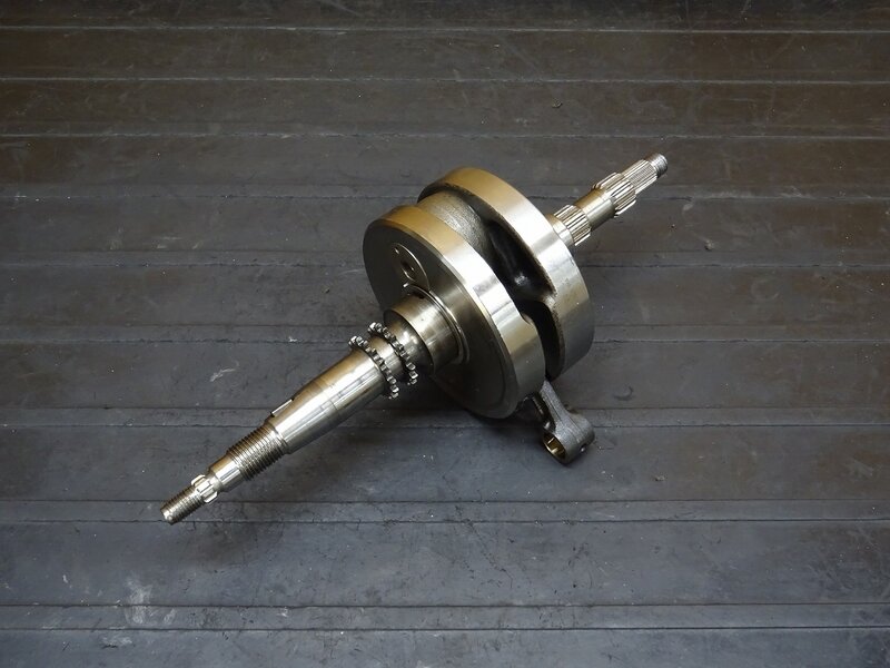 【250822】F468型エンジンパーツ◆ クランクシャフト コンロッド 【検索：アドレスV125S アドレス125 CF46A | 中古バイクパーツ通販・買取　ジャンクヤード鳥取　JunkYard