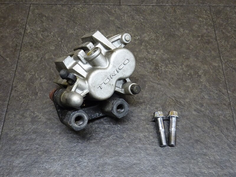 【251005】バルカン400ドリフター(VN400D-000)◆ フロントブレーキキャリパー TOKICO トキコ | 中古バイクパーツ通販・買取　ジャンクヤード鳥取　JunkYard