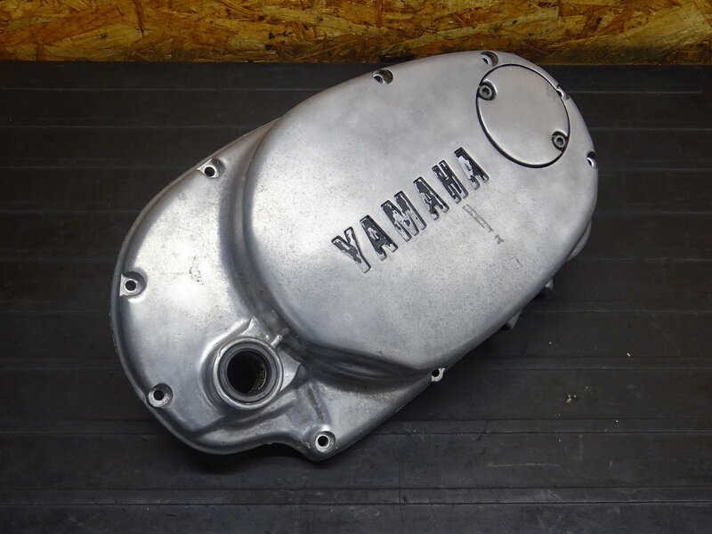 【251016】XS650(S650-018)◆ クラッチカバー エンジンカバー右 削れ有 ウェットブラスト施工 ※エンジンパーツ【検索：XS-1 | 中古バイクパーツ通販・買取　ジャンクヤード鳥取　JunkYard