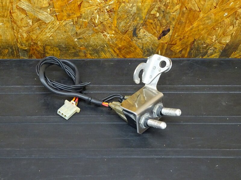 【251038】◇ 増設スイッチステー チョークステー トップブリッジ止め ステンレス ※検索:インジケーター CBR250RR MC22 CBR400RR | 中古バイクパーツ通販・買取 ジャンクヤード鳥取 JunkYard