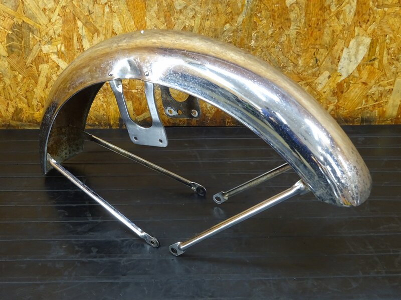 【251044】CB350(CB350-1069)◆ フロントフェンダー 錆/変形有 【検索:CB250 エクスポート セニア | 中古バイクパーツ通販・買取 ジャンクヤード鳥取 JunkYard