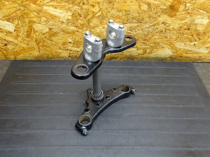 【251101】エイプ100(HC07-1301)◆ ステム アンダーブラケット トップブリッジ ハンドルポスト 【エイプ50 XR100 | 中古バイクパーツ通販・買取　ジャンクヤード鳥取　JunkYard