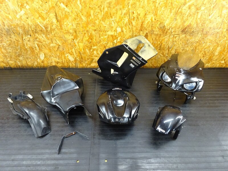 【251113】NS-1(AC12-1201)◇ 社外カウルセット アッパーカウル サイドアンダーカウル タンクカウル テールカウル CBR1000RRタイプ仕様!? | 中古バイクパーツ通販・買取　ジャンクヤード鳥取　JunkYard