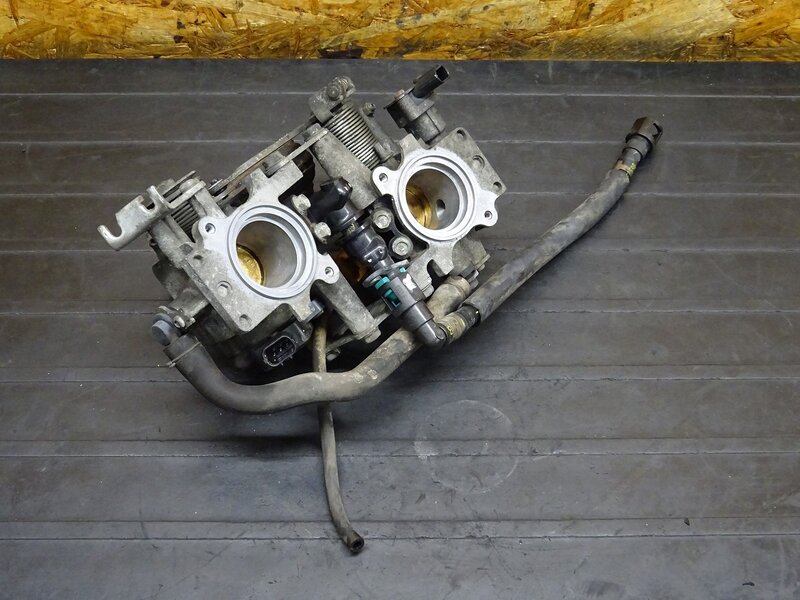 【251206】VTR250(MC33-1602)◆ スロットルボディ インジェクション インジェクター 【Fi | 中古バイクパーツ通販・買取　ジャンクヤード鳥取　JunkYard