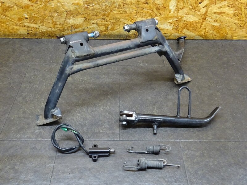 【251217】スカイウェイブ250(CJ46A-114)◆ スタンドセット センタースタンド サイドスタンド サイドスタンドスイッチ | 中古バイクパーツ通販・買取　ジャンクヤード鳥取　JunkYard