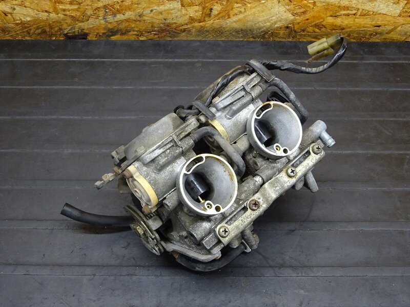 【251232】ドラッグスター400(4TR-109)◆ キャブレター キャブ 劣化有 | 中古バイクパーツ通販・買取　ジャンクヤード鳥取　JunkYard