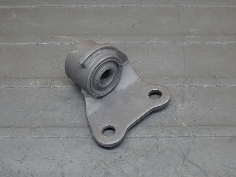 【251234】SR400(1JR-254)◆ マフラーステー サイレンサーステー ブラケット 色塗り有 【検:SR500 1JN 2J2 2H6 | 中古バイクパーツ通販・買取　ジャンクヤード鳥取　JunkYard