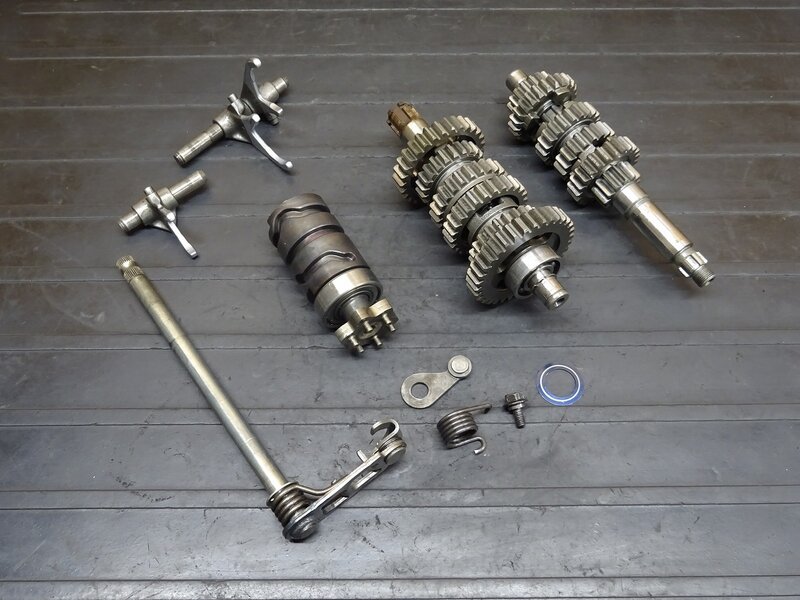 【260103】SDR200(2TV-000)◆ ミッションセット トランスミッション シフトシャフト シフトフォーク ※エンジンパーツ | 中古バイクパーツ通販・買取　ジャンクヤード鳥取　JunkYard