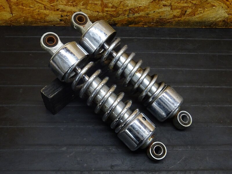 【260205】サベージ650(NP41A-104)◆ リアサスペンション リアサス リヤサス リアショック 錆有 ジャンク!! 【サベージ400 | 中古バイクパーツ通販・買取　ジャンクヤード鳥取　JunkYard