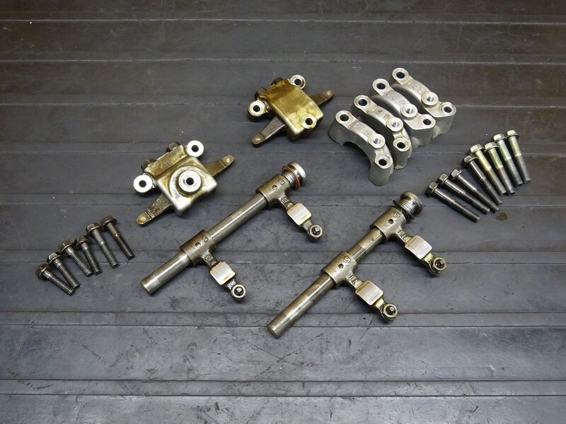 【260212】GB250クラブマン(MC10-170)◆ ロッカーアーム カムシャフトホルダー カムホルダー タペット ※エンジンパーツ 【5型 最終型 | 中古バイクパーツ通販・買取　ジャンクヤード鳥取　JunkYard