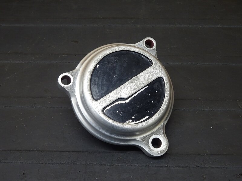 【260215】SR400(RH01J-008)● 社外オイルフィルターカバー ボアエース? 色褪せ有 ※エンジンパーツ 4629km外し | 中古バイクパーツ通販・買取　ジャンクヤード鳥取　JunkYard