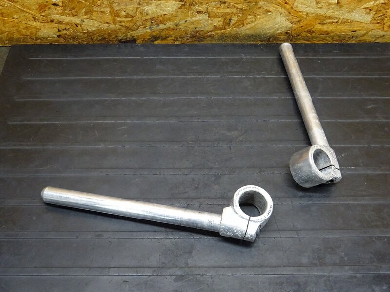 【260302】SR400(1JR-302)◆ 社外セパレートハンドル セパハン Φ35mm デイトナ オメガハンドル 曲がり有 ジャンク 【検:SR500 1JN 2J2 2H6 | 中古バイクパーツ通販・買取　ジャンクヤード鳥取　JunkYard