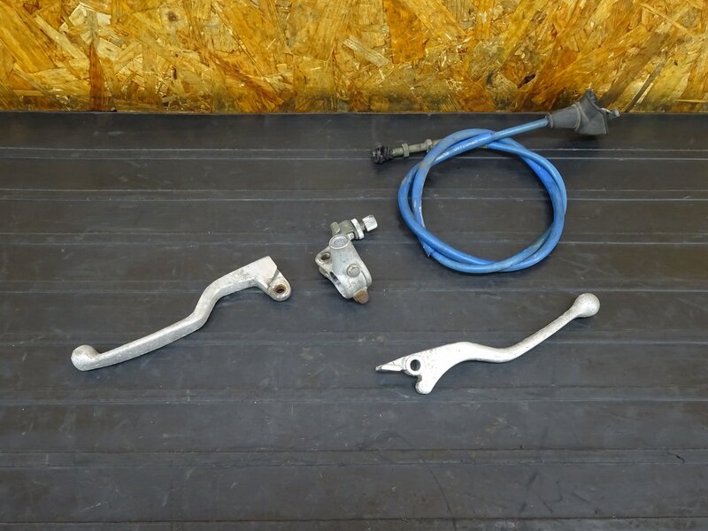 【260308】CRM50(AD13-1100)◇ クラッチレバー クラッチレバーホルダー ブレーキレバー 腐食/削れ有 【後期 検:CRM80 | 中古バイクパーツ通販・買取　ジャンクヤード鳥取　JunkYard