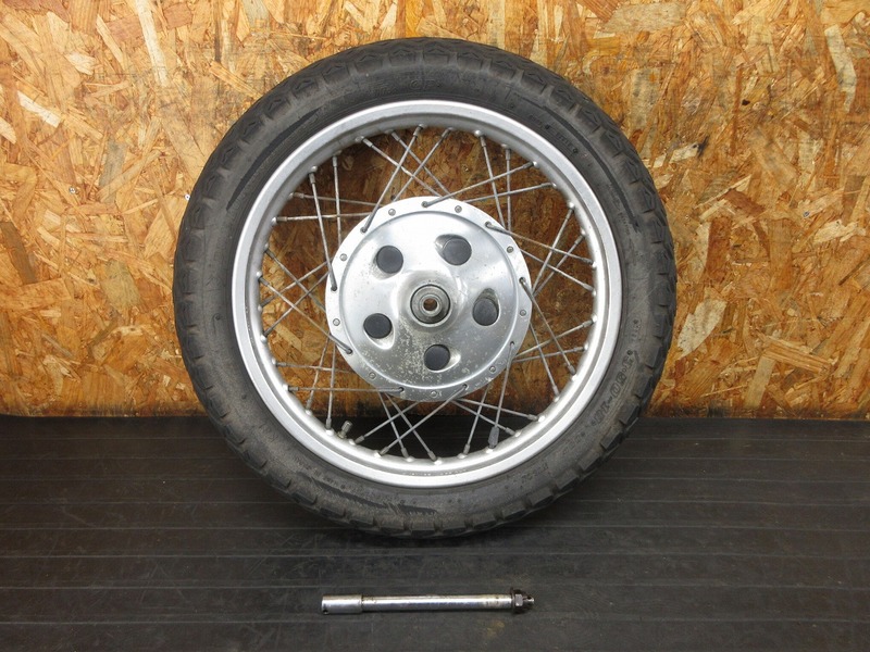 【241111】SR400(1JR-309)◆ フロントホイール 18×1.85 フロントアクスルシャフト 【検:SR500 1JN 2J2 2H6 | 中古バイクパーツ通販・買取　ジャンクヤード鳥取　JunkYard