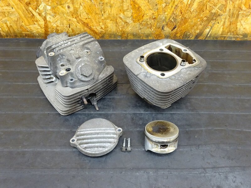 【250608】FTR223(MC34-1002)◇ シリンダーヘッド ヘッドカバー カムシャフト シリンダー ピストン 腐食、傷有 ジャンク ※エンジンパーツ | 中古バイクパーツ通販・買取　ジャンクヤード鳥取　JunkYard