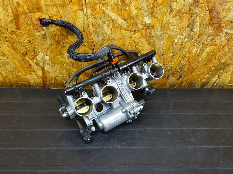 【250617】ZX-4R(ZX400P-A02)◇ スロットルボディ インジェクター インジェクション | 中古バイクパーツ通販・買取　ジャンクヤード鳥取　JunkYard