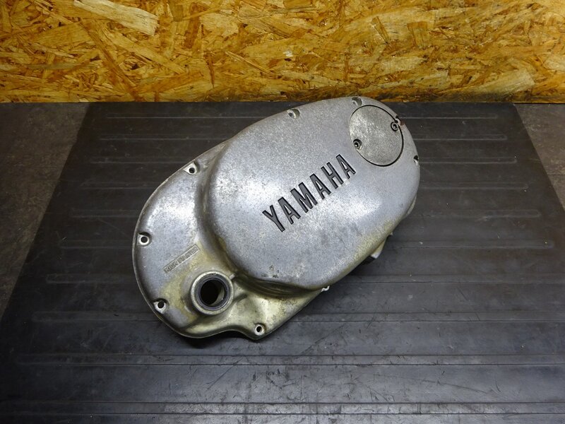 【250803】XS650SP(3G5-000)◆ クラッチカバー エンジンカバー右 削れ有 ※エンジンパーツ【SPL スペシャル | 中古バイクパーツ通販・買取　ジャンクヤード鳥取　JunkYard