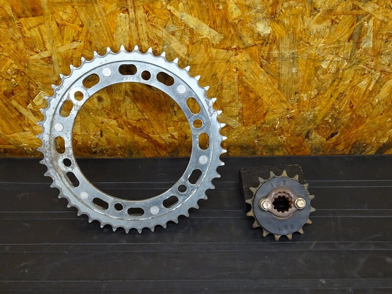 【250922】ブロス400(NC25-1000)◇ スプロケット前後セット フロント 16T リア 44T 【BROS ブロス650 | 中古バイクパーツ通販・買取　ジャンクヤード鳥取　JunkYard